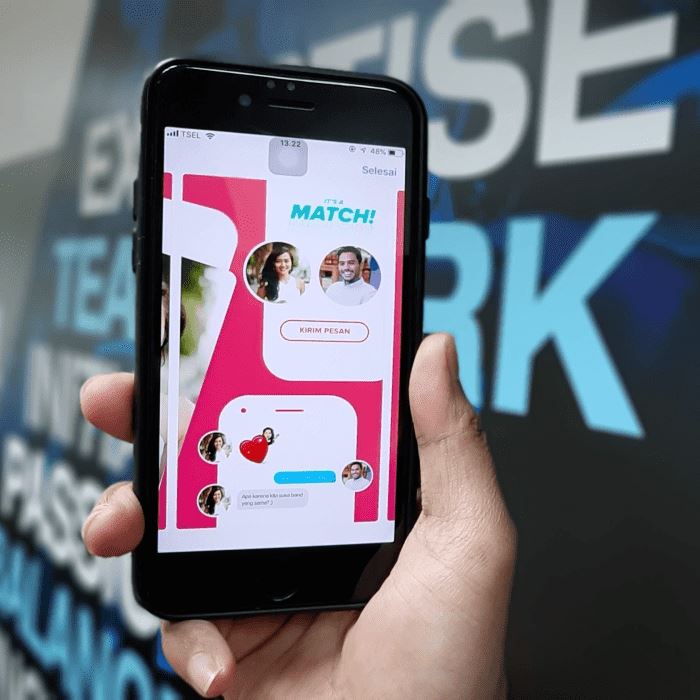 Enface will help your service increase competitiveness and stand out from other applications. Implement new features, speed up customer verification, and protect your app from bots, scammers, and underage users.